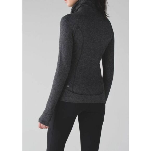 LULULEMON ATHLETICA Think Fast Pullover Size 6 - Picture 2 of 6
